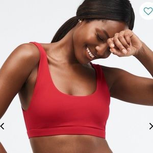 Fabletics Lola Low Impact Sports Bra - Small